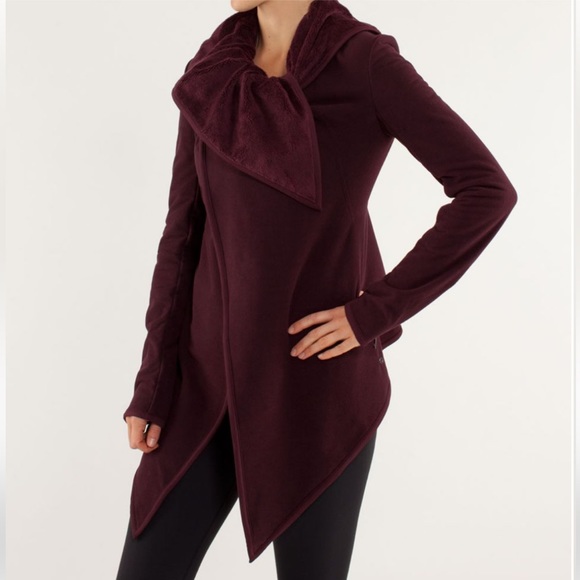 Lululemon Presence of Mind Fleece Wrap Bordeaux - Picture 4 of 8